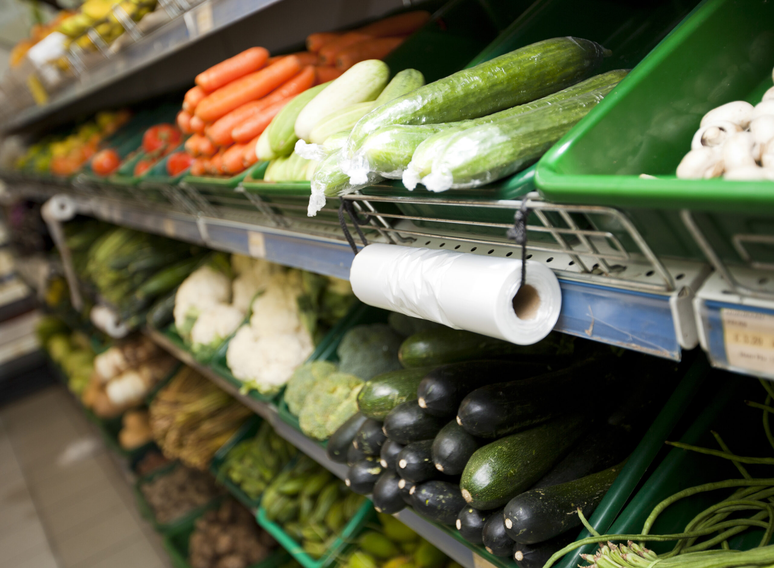 How can businesses handle supermarket supply chain shortages?